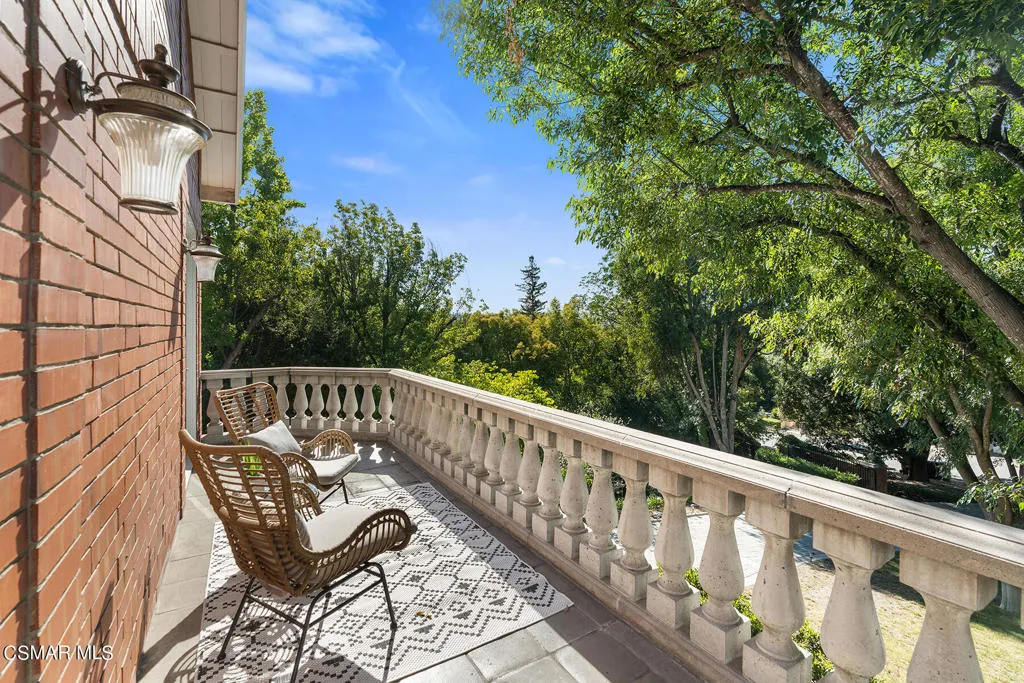 31640 Saddletree Drive, Westlake Village, California 91361 home-pic-32