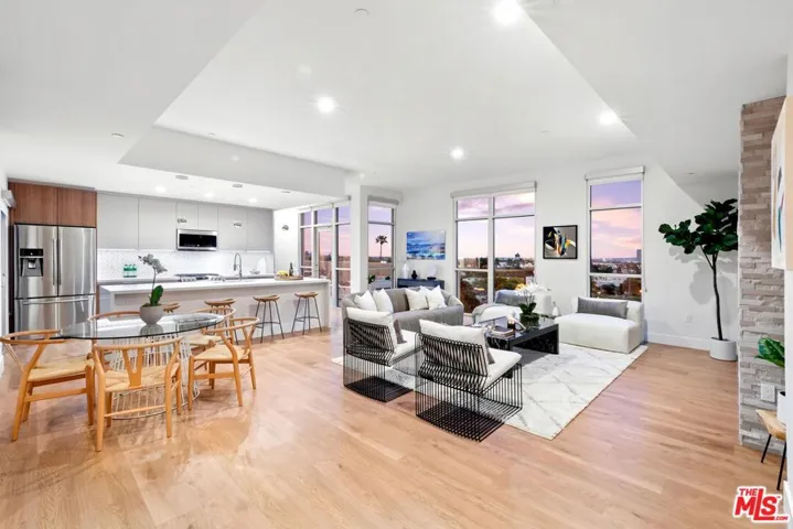 8017 W Norton Avenue Ph3, West Hollywood, California 90046
