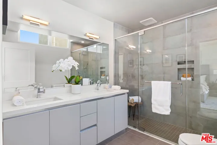 8017 W Norton Avenue Ph3, West Hollywood, California 90046