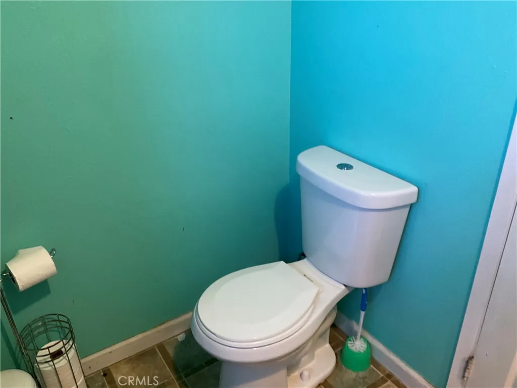 915 R Street, Merced, California 95341 home-pic-16