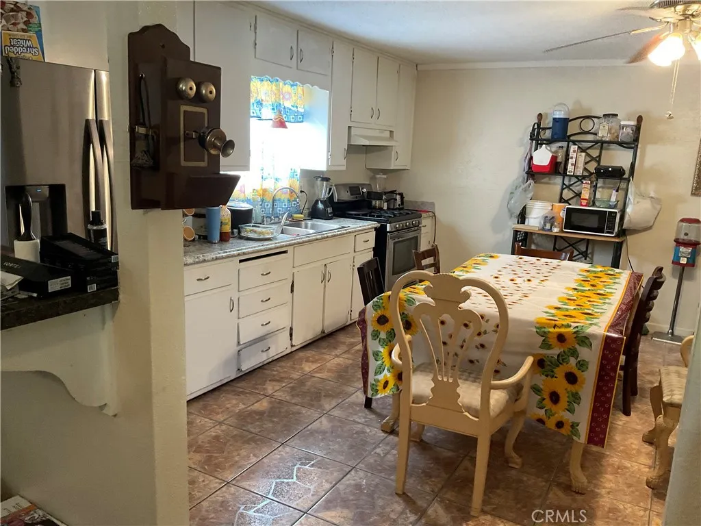 915 R Street, Merced, California 95341 home-pic-8