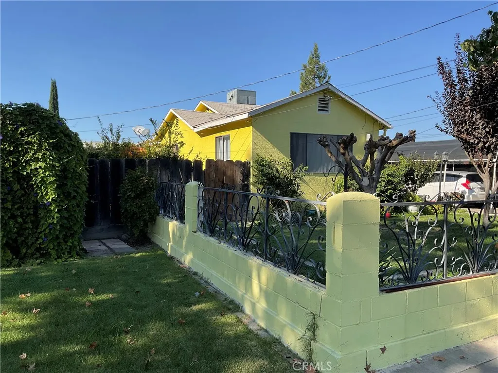 915 R Street, Merced, California 95341 home-pic-1