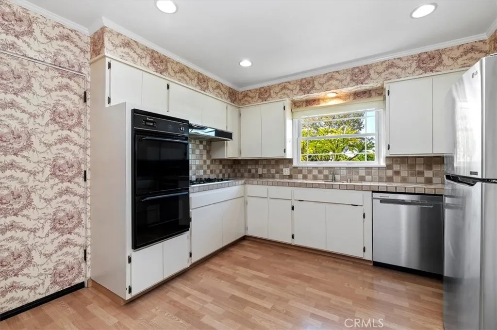 28680 Live Oak, Highland, California 92346 home-pic-17