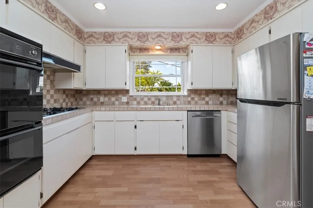 28680 Live Oak, Highland, California 92346 home-pic-18
