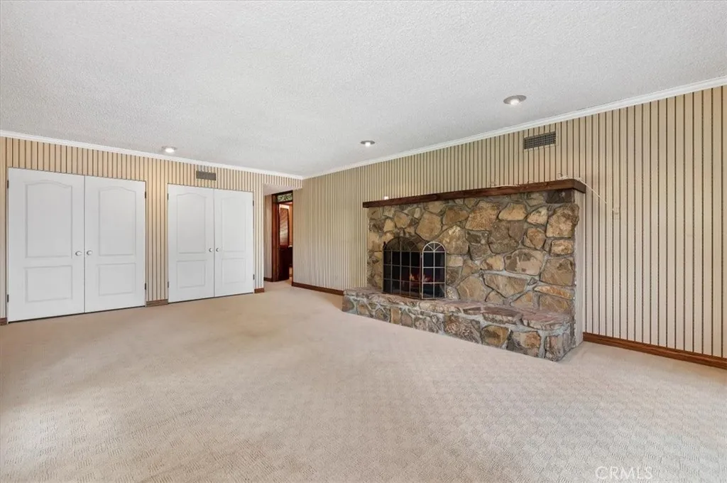 28680 Live Oak, Highland, California 92346 home-pic-23