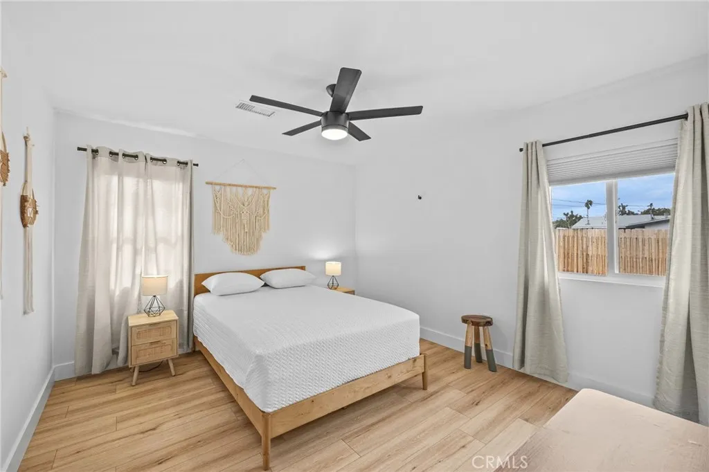 55585 Onaga, Yucca Valley, California 92284 home-pic-23