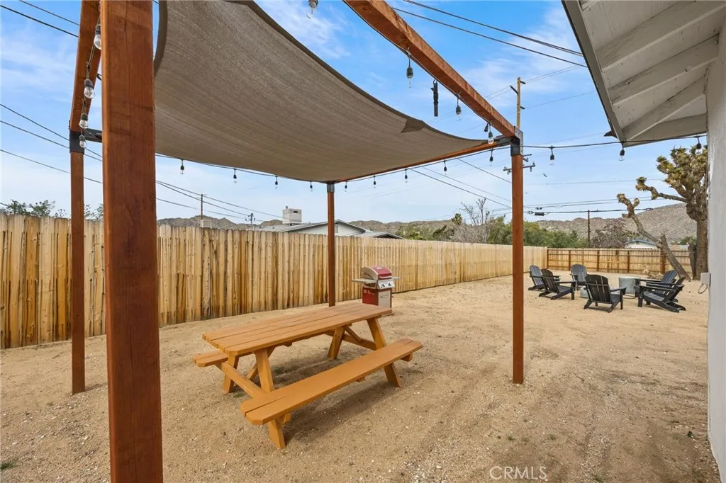 55585 Onaga, Yucca Valley, California 92284 home-pic-30