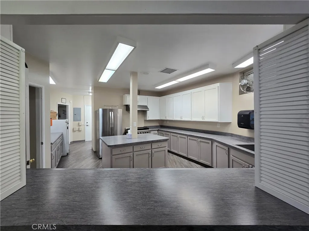 1140 Amberwood Drive, Hemet, California 92543 home-pic-52
