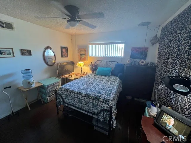 1140 Amberwood Drive, Hemet, California 92543 home-pic-28