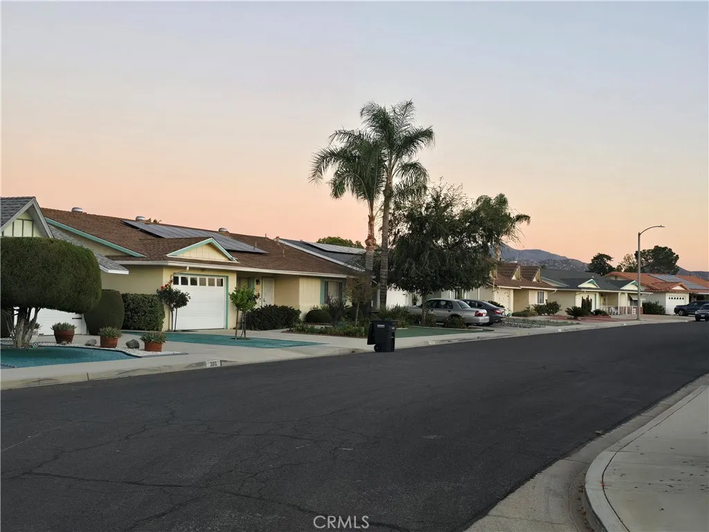 1140 Amberwood Drive, Hemet, California 92543 home-pic-71