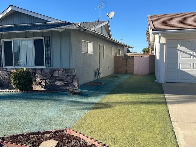 1140 Amberwood Drive, Hemet, California 92543 home-pic-4