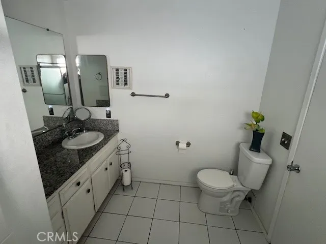 1140 Amberwood Drive, Hemet, California 92543 home-pic-25