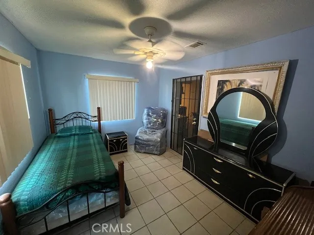 1140 Amberwood Drive, Hemet, California 92543 home-pic-36