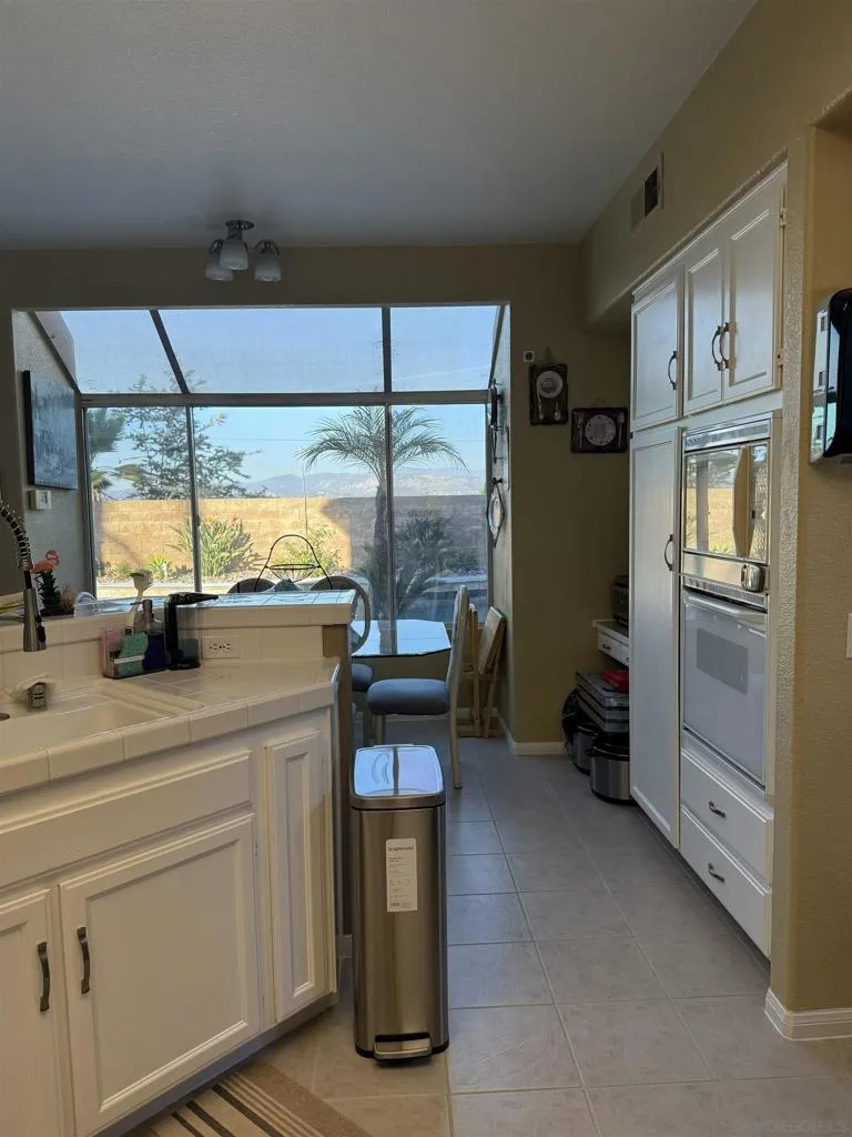 , Escondido, California 92029 home-pic-11