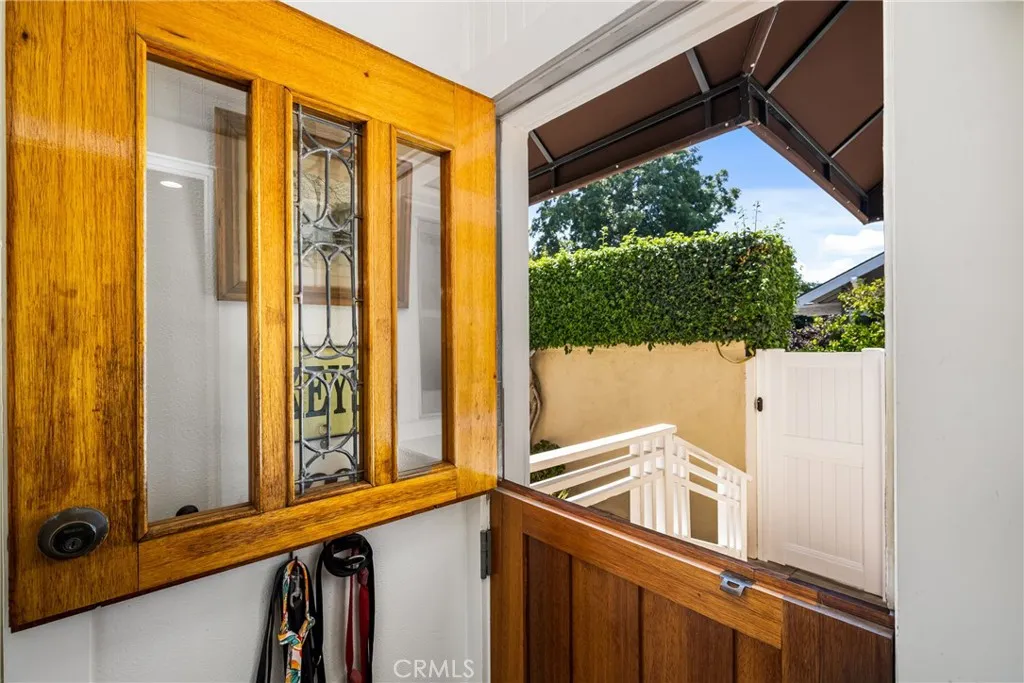 155 N Cleveland Street, Orange, California 92866 home-pic-20