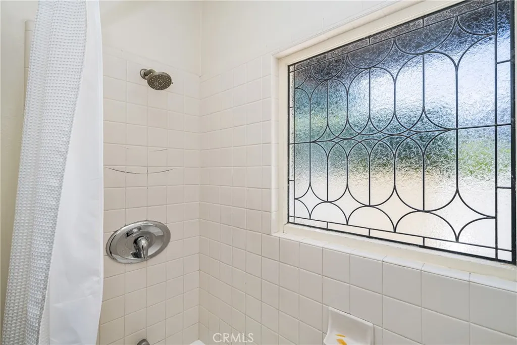 155 N Cleveland Street, Orange, California 92866 home-pic-19