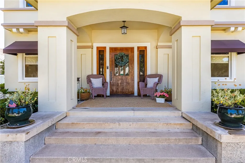 155 N Cleveland Street, Orange, California 92866 home-pic-3