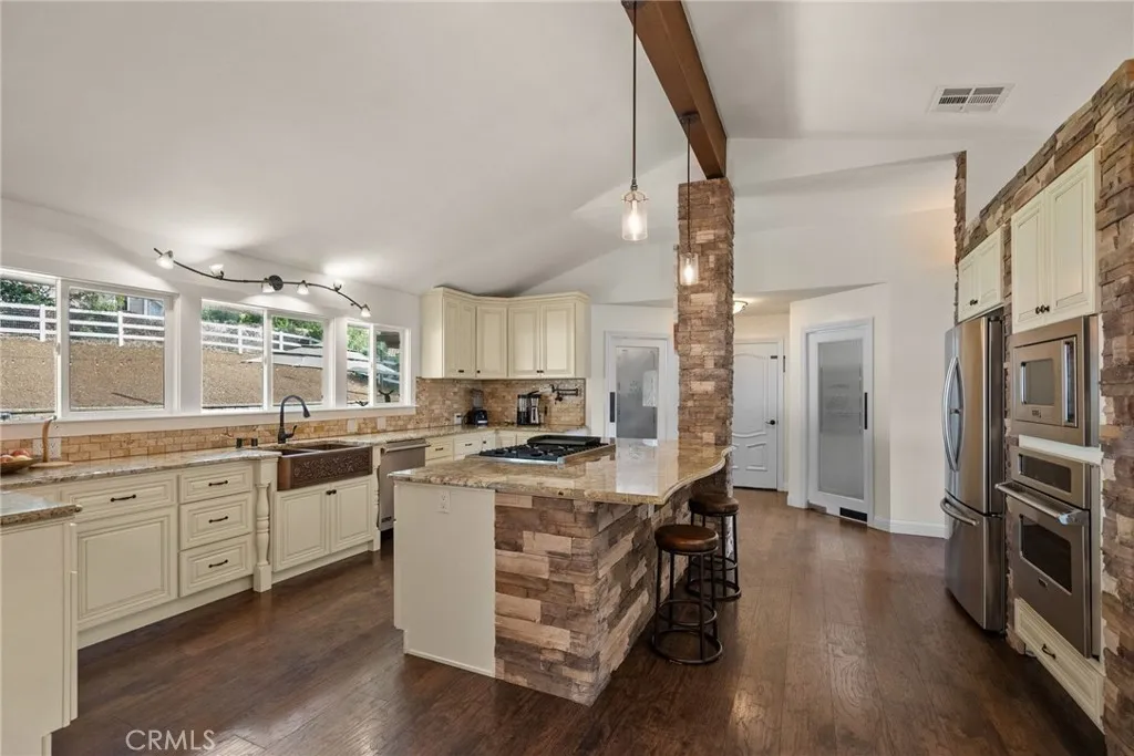 29730 Del Rey Road, Temecula, California 92591 home-pic-8