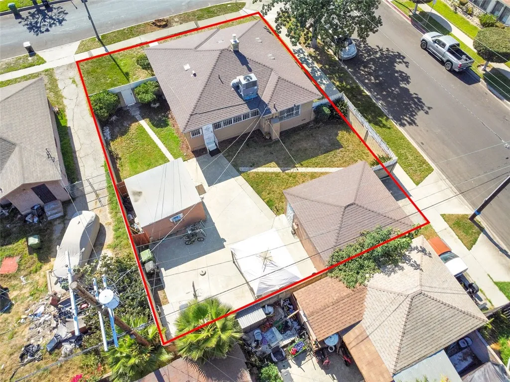 1301 E 106th, Los Angeles, California 90002 home-pic-22