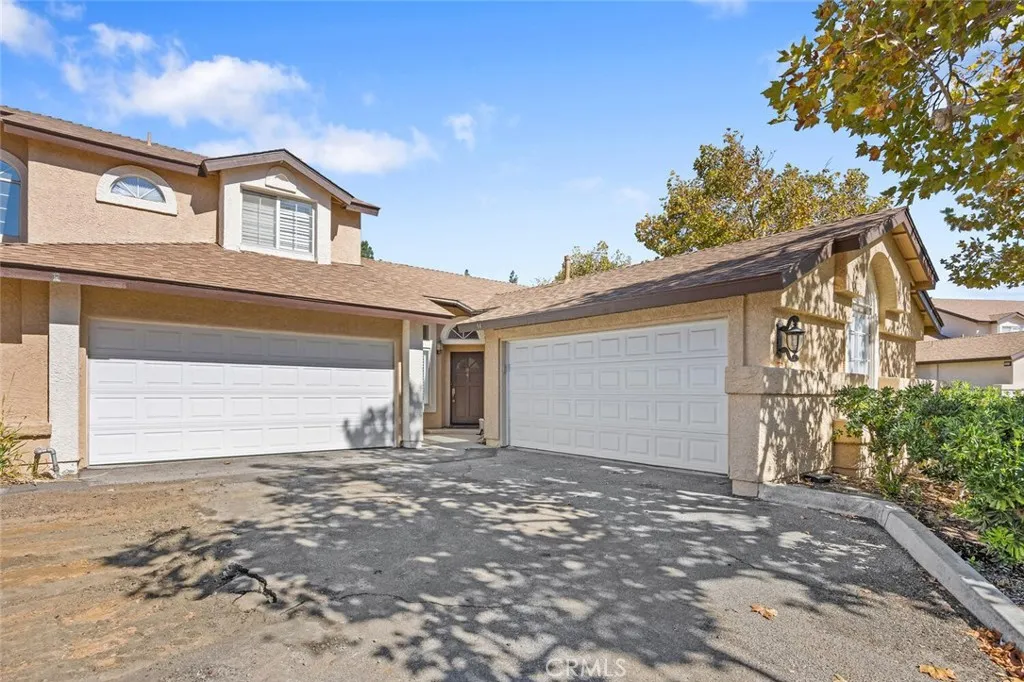 28123 Seco Canyon 94, Saugus, California 91390 home-pic-2