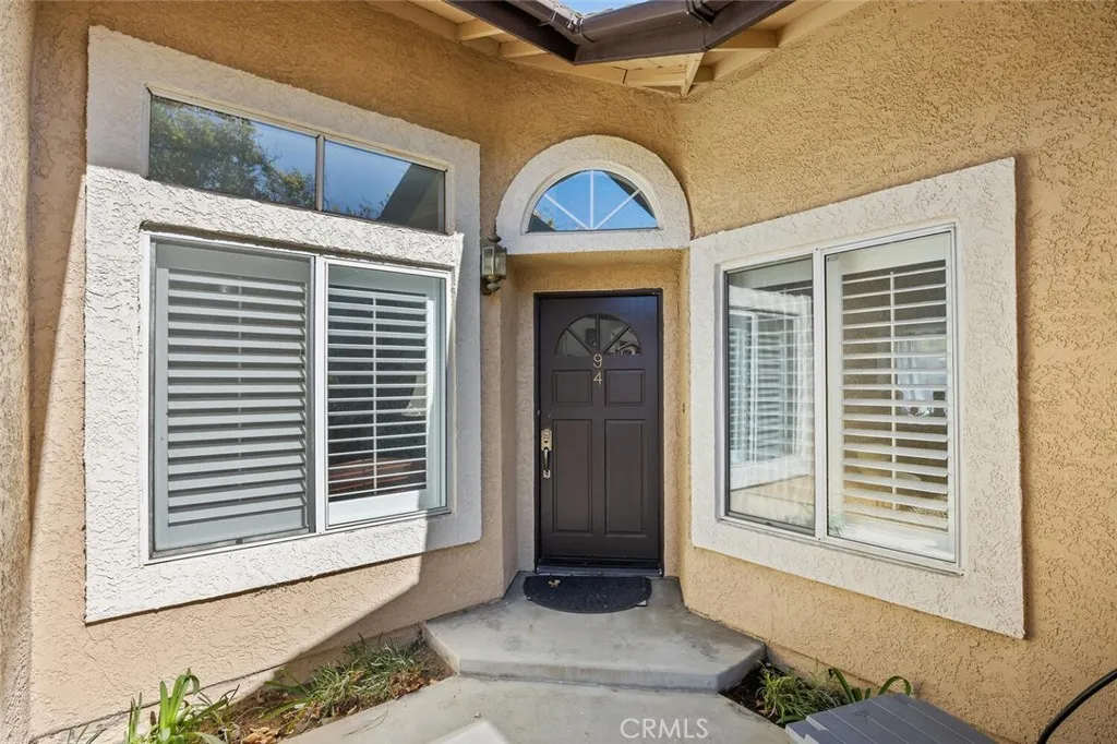 28123 Seco Canyon 94, Saugus, California 91390 home-pic-3