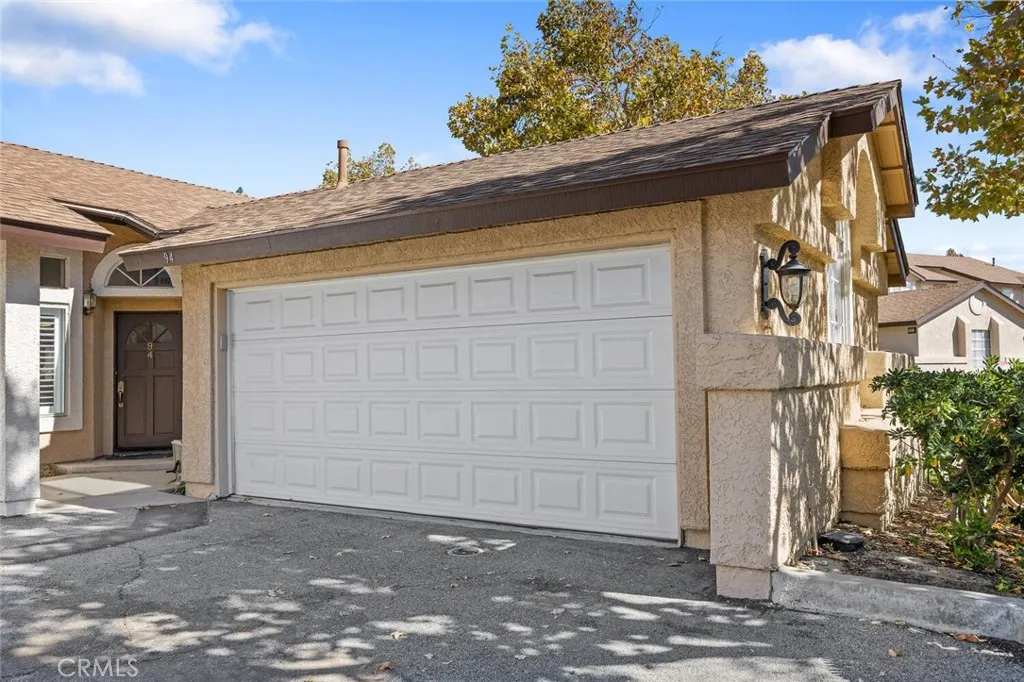 28123 Seco Canyon 94, Saugus, California 91390 home-pic-1