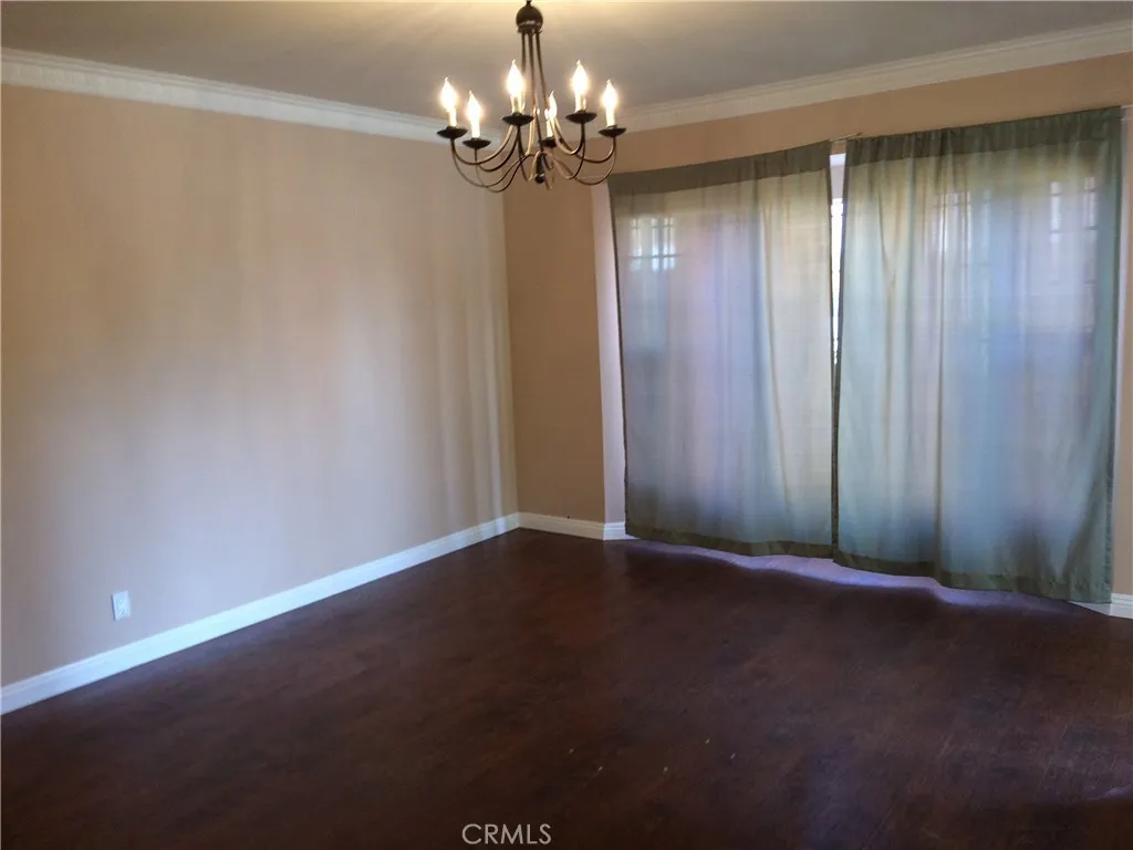 1915 1917 S Orange Drive, Los Angeles, California 90016 home-pic-8