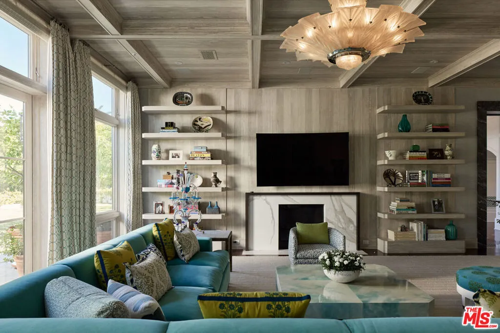 250 N Carolwood Drive, Los Angeles, California 90077 home-pic-12