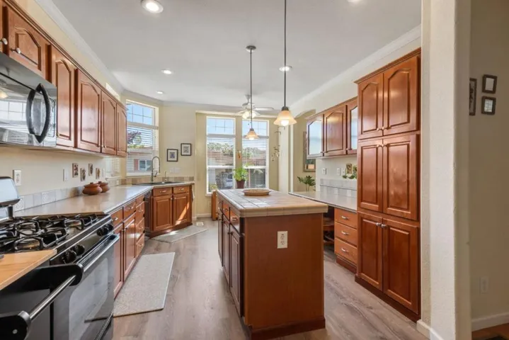 1050 Borregas Avenue, Sunnyvale, California 94089