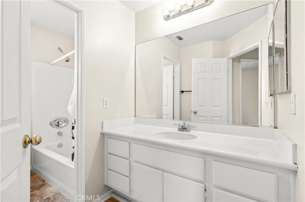 33108 Windward Way, Lake Elsinore, California 92530 home-pic-27