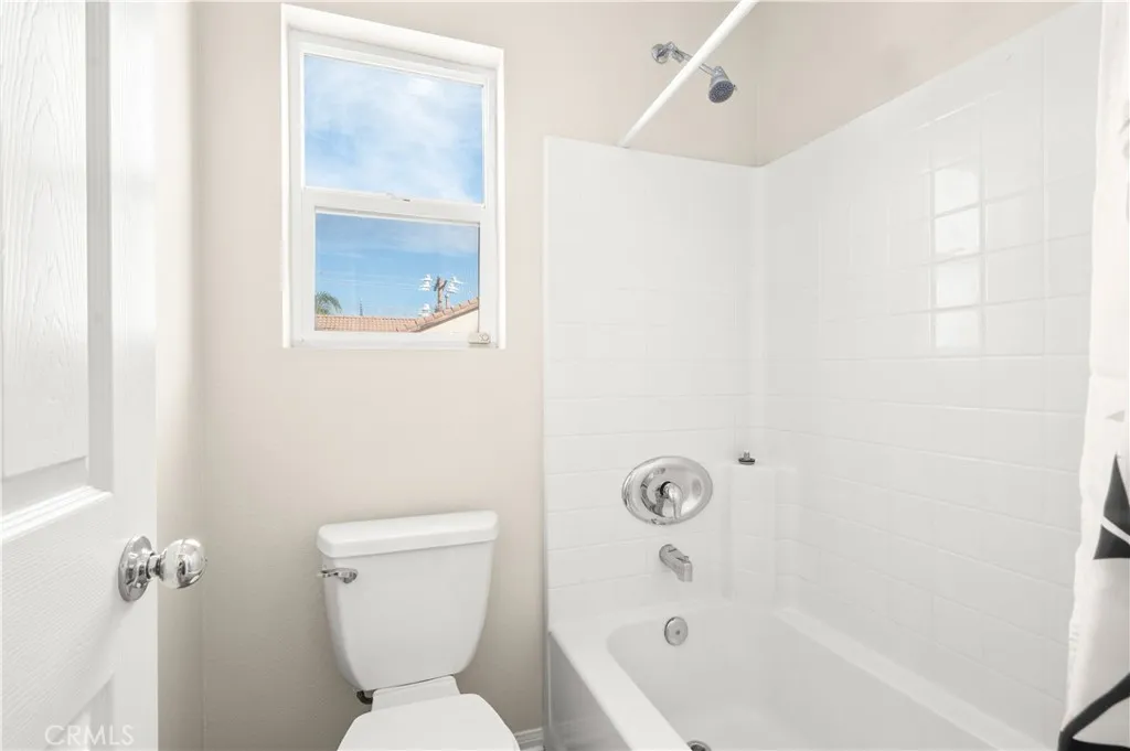 33108 Windward Way, Lake Elsinore, California 92530 home-pic-28
