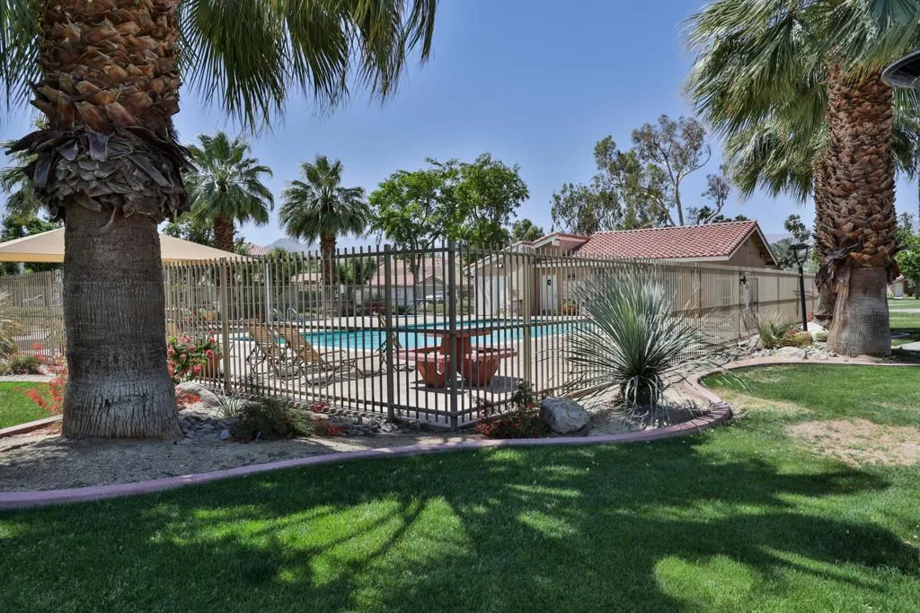 319 Tava Lane, Palm Desert, California 92260 home-pic-37