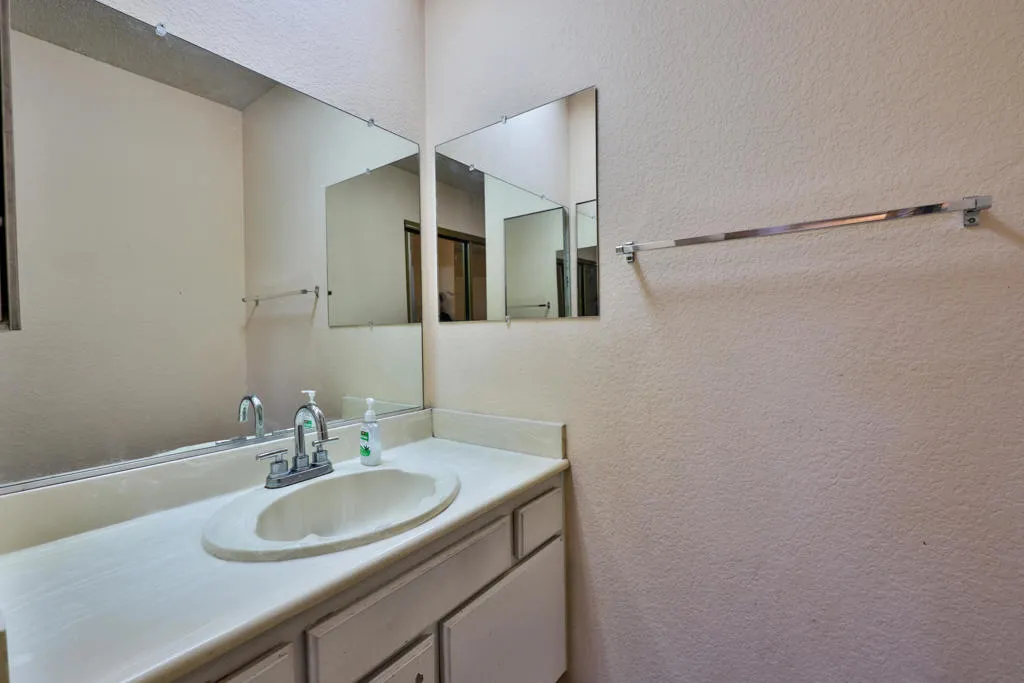 319 Tava Lane, Palm Desert, California 92260 home-pic-22