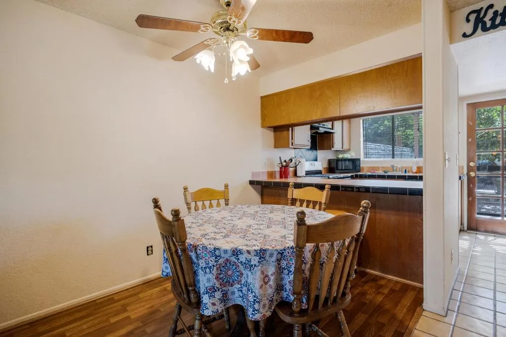 319 Tava Lane, Palm Desert, California 92260 home-pic-8