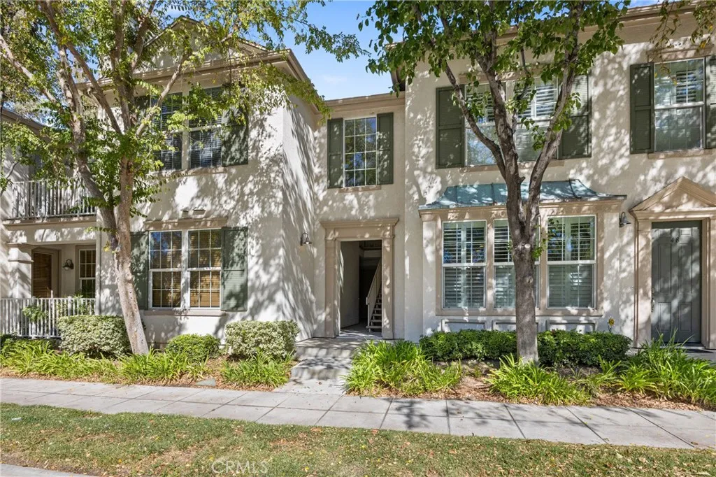 24120 Victoria 47, Valencia, California 91355 home-pic-1