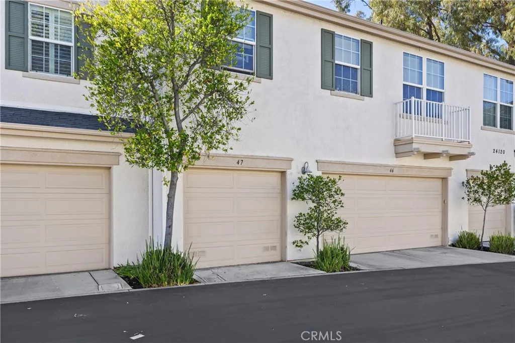24120 Victoria 47, Valencia, California 91355 home-pic-24