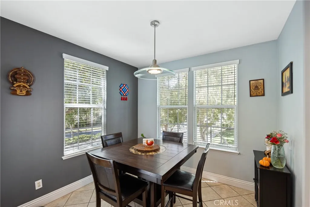 24120 Victoria 47, Valencia, California 91355 home-pic-10