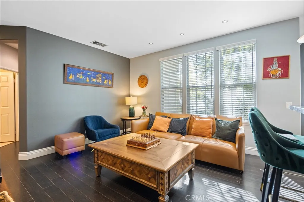 24120 Victoria 47, Valencia, California 91355 home-pic-6