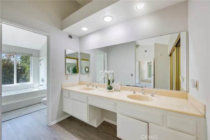 5151 Avenida De Amor, Yorba Linda, California 92886