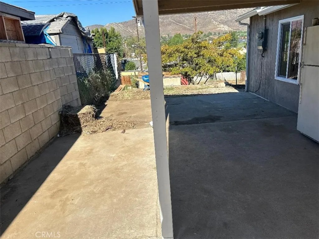 3475 Skylane, Jurupa Valley, California 92509 home-pic-3
