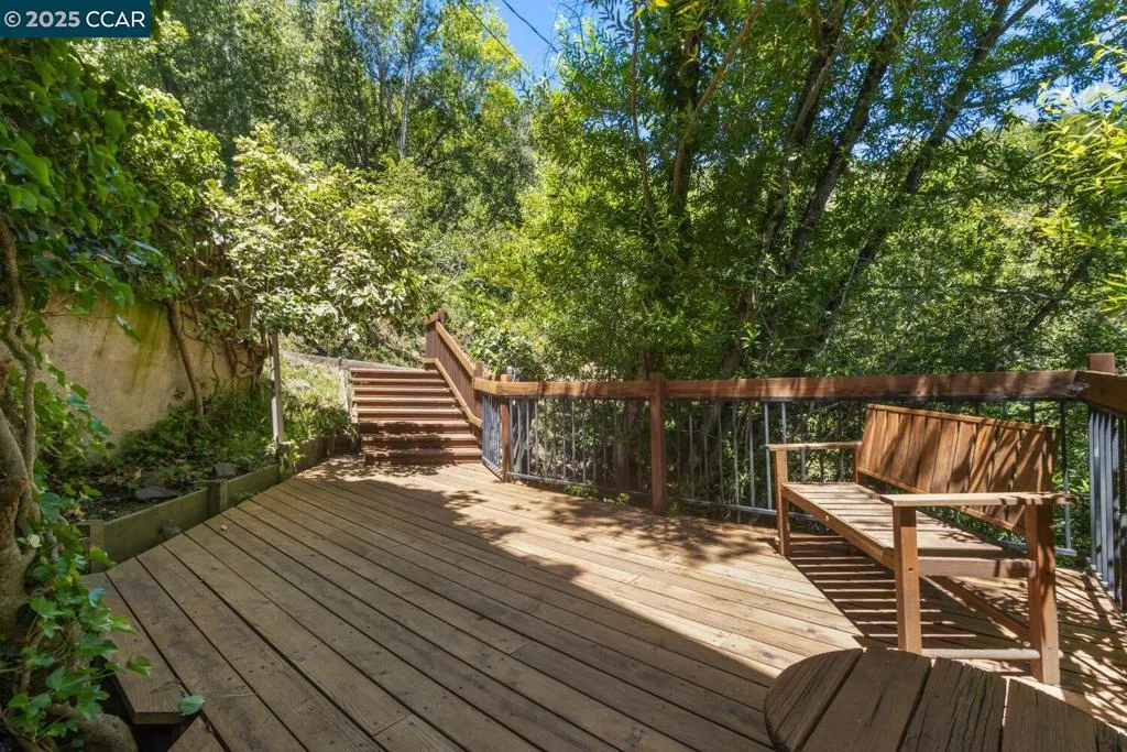 37 La Madronal, Orinda, California 94563 home-pic-30