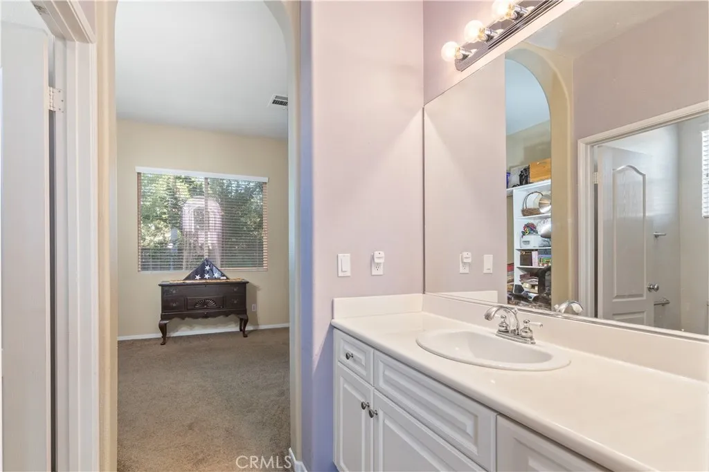32736 Cottonwood Road, Winchester, California 92596 home-pic-15