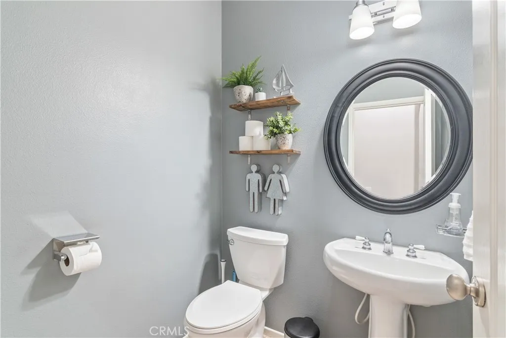 32736 Cottonwood Road, Winchester, California 92596 home-pic-23