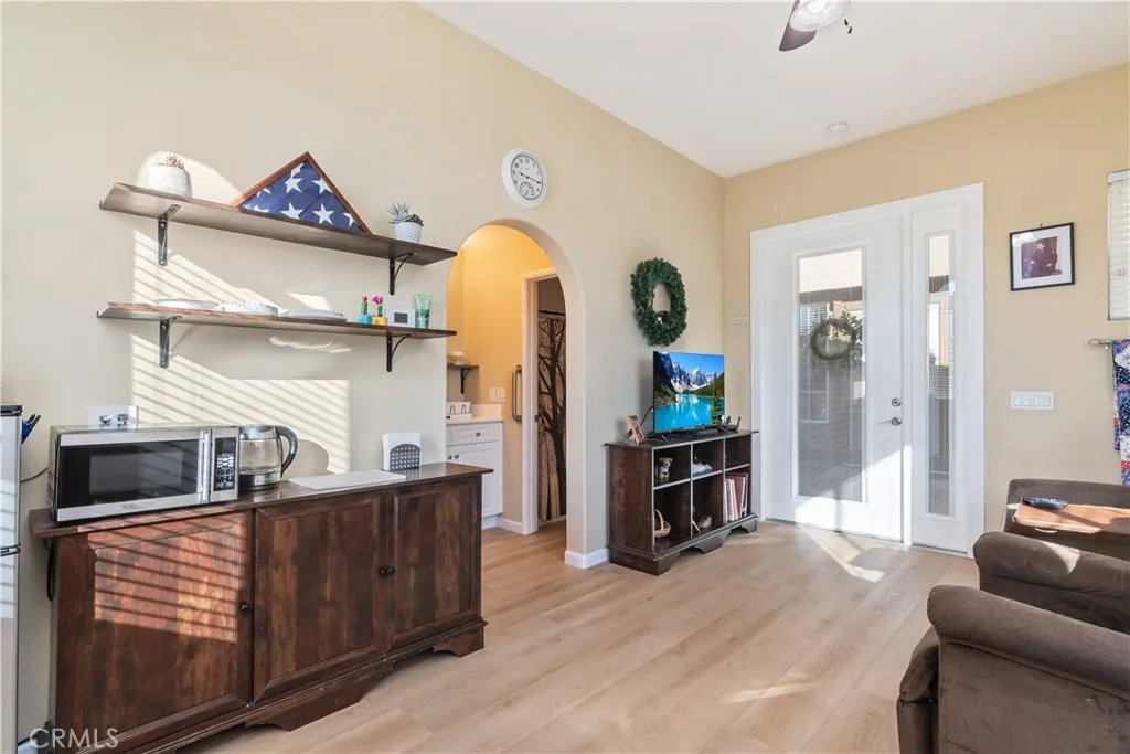 32736 Cottonwood Road, Winchester, California 92596 home-pic-9