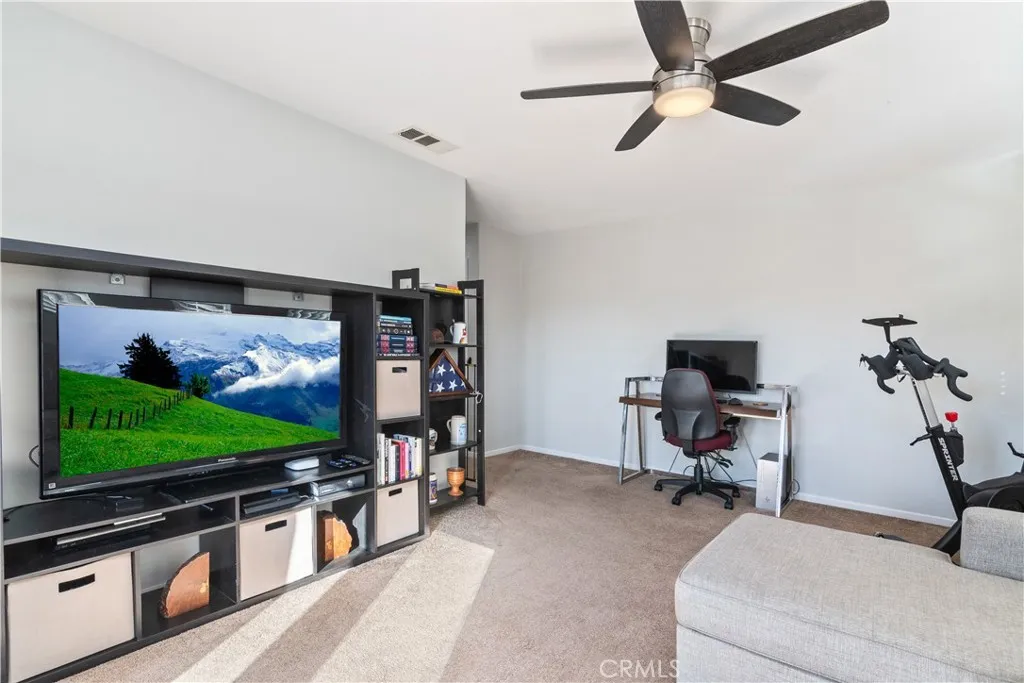 32736 Cottonwood Road, Winchester, California 92596 home-pic-36