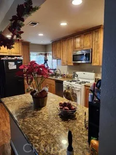 1238 E 100th, Los Angeles, California 90002 home-pic-7