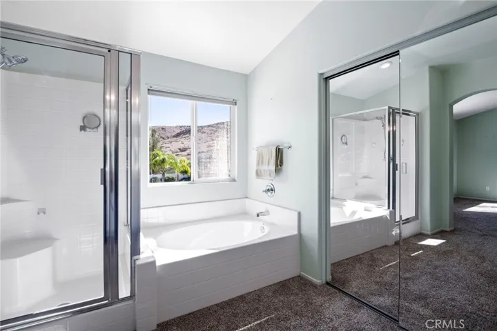 Upper Level - Primary Bathroom