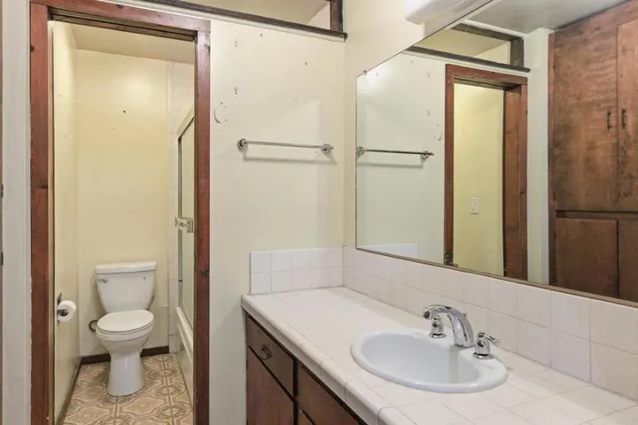 30 Chester Avenue, San Martin, California 95046