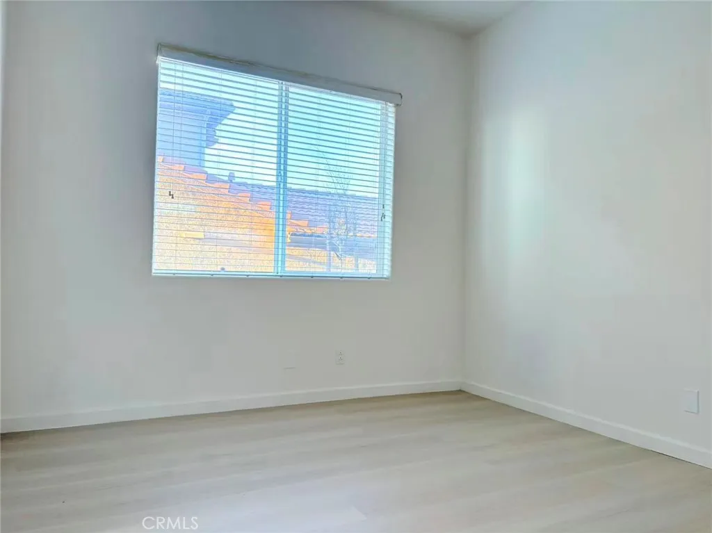 564 Via Pueblo, Riverside, California 92507 home-pic-9