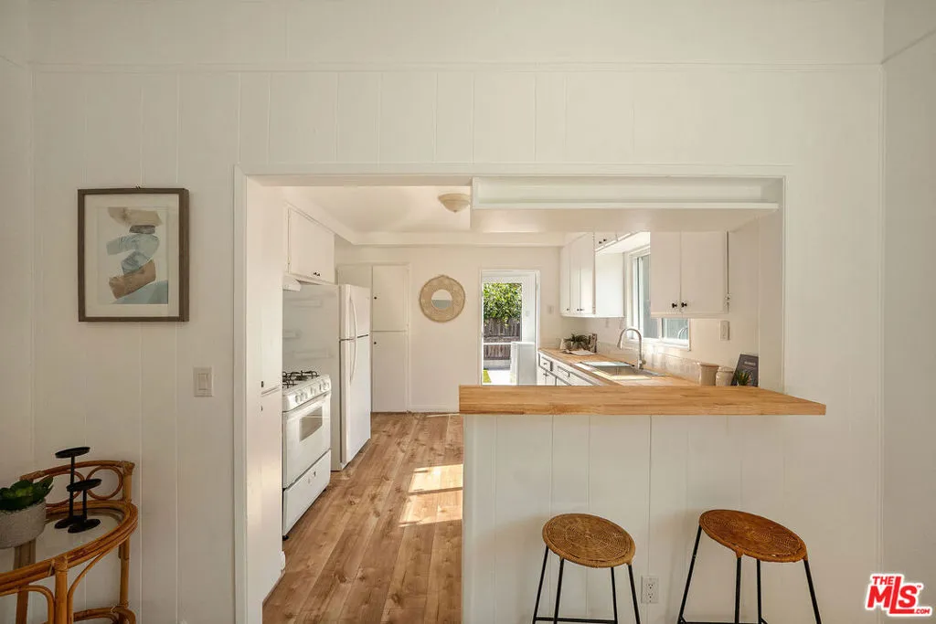 2010 Workman Street, Los Angeles, California 90031 home-pic-13